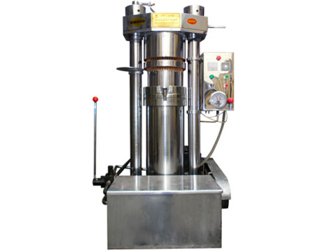 為什么液壓榨油機能夠得到廣大客戶的青睞呢？